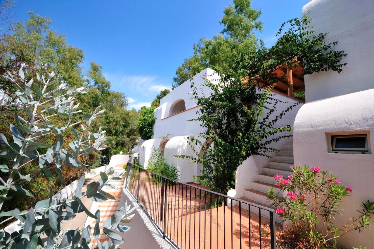 Arbatax Park Resort - Ville Del Parco Bagian luar foto